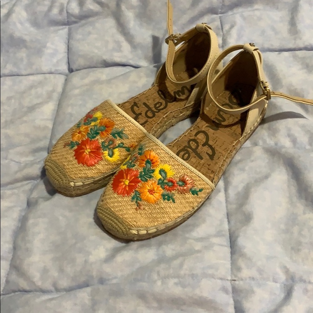 Sam Edelman weaved flowery espadrille sandals